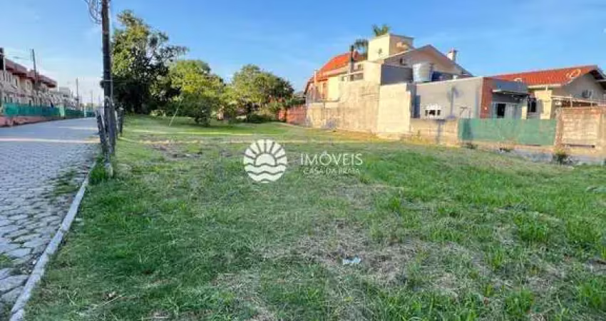 Terreno premium 1.400m² – localização estratégica entre centro e quatro ilhas