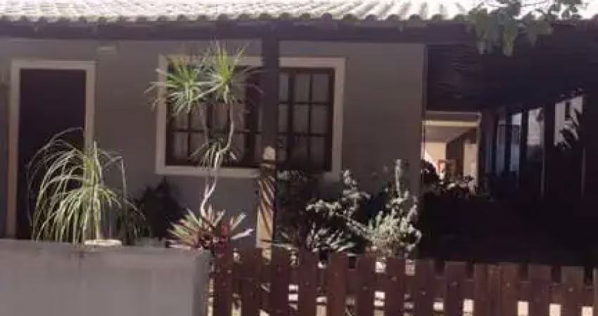 Casa em condomínio para locação em iguaba grande, centro, 5 dormitórios, 2 banheiros, 2 vagas