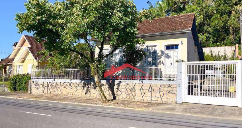 Casa com 3 dormitórios à venda, 200 m² por R$ 1.970.000,00 - América - Joinville/SC