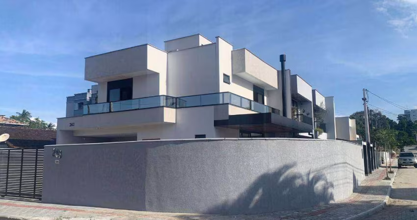Casa com 3 dormitórios à venda, 146 m² por R$ 980.000 - Iririú - Joinville/SC