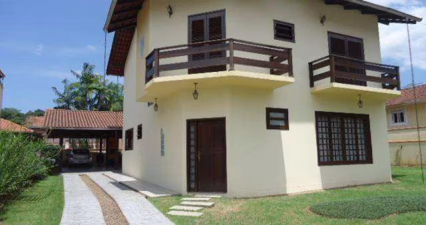 Casa com 2 dormitórios à venda, 250 m² por R$ 2.200.000,00 - América - Joinville/SC