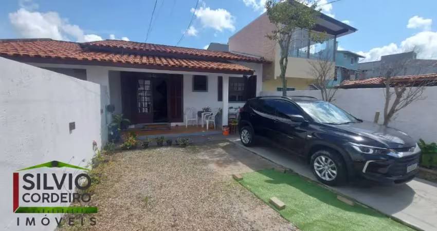 Casa com 3 quartos à venda na Rua Angelina Joaquina dos Santos, 147, Barra da Lagoa, Florianópolis