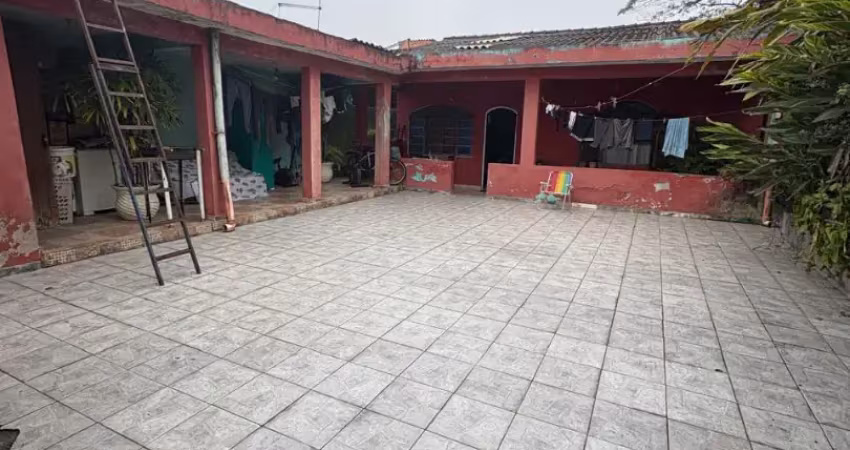 Otima casa em av. principal, com amplo terreno! jardim mirna/grajaú