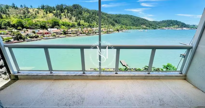 Cobertura vista mar no condomínio porto do sol com vaga náutica