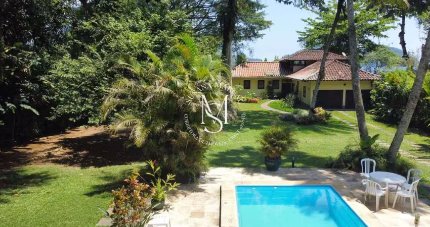 Pé na areia, casa + terreno de 4.368 m2 com fonte de água doce