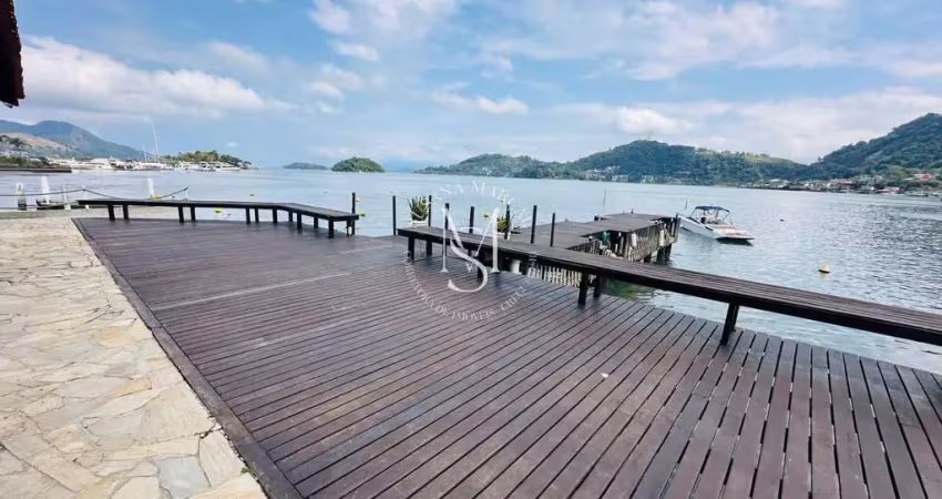 Flat à venda em angra dos reis com vaga náutica para até 30 pés