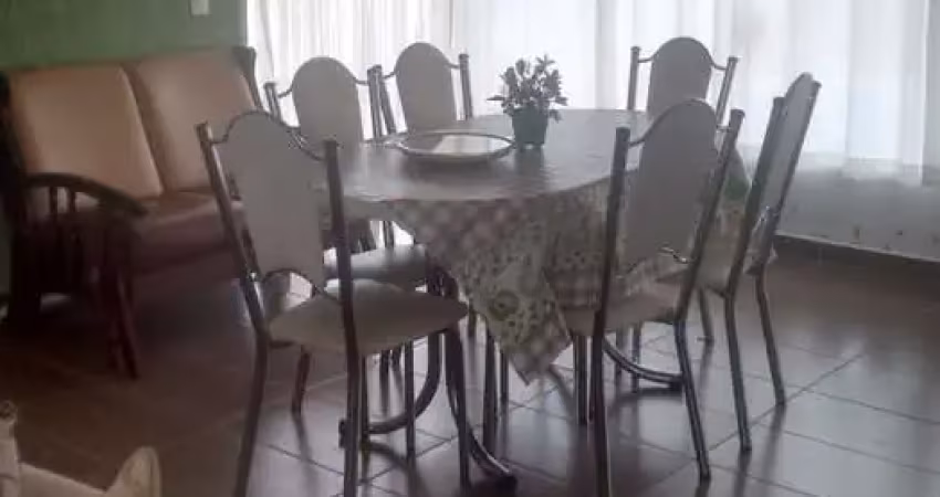 Vendo casa ninho verde 01 com três dormitórios com suíte  valor e r$ 465mil porangaba sp. aceita  fiananciamento bancario