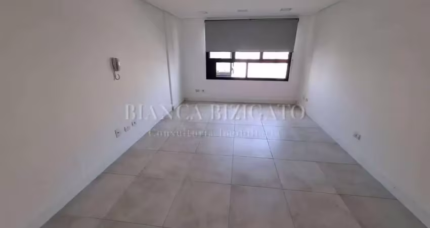 Sala comercial nova no centro | andar alto em edifício moderno!