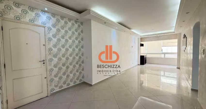 Apartamento  varanda  dois quartos no coração do gonzaga –  vaga e elevador