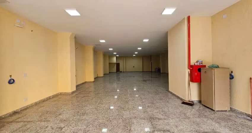 Ponto comercial para alugar na Rua Salvatori, 101, Centro, São Gonçalo