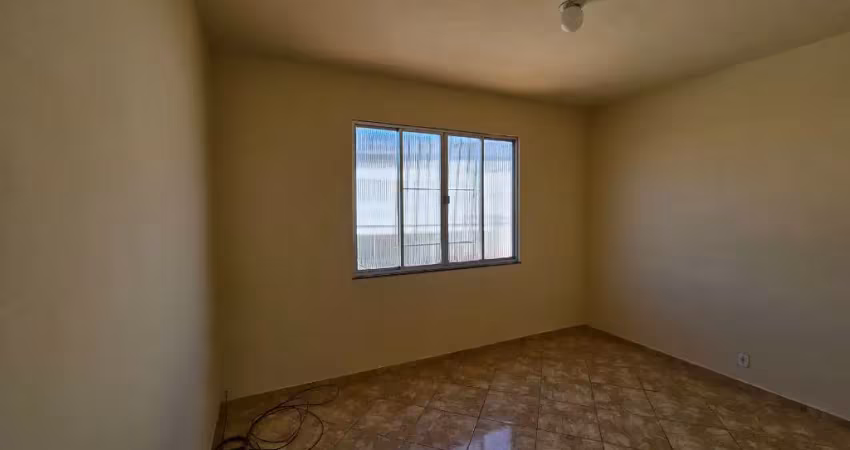 Casa com 2 quartos para alugar na Rua Antônio Guedes, 28, Rocha, São Gonçalo