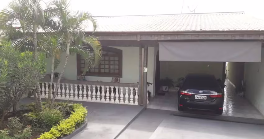 Casa com 3 quartos à venda no Madureira, Bauru 