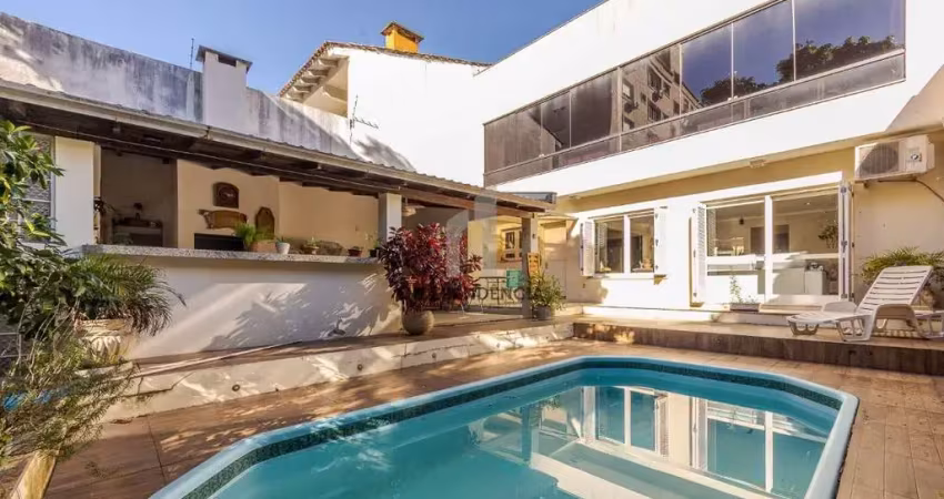 Casa com 3 quartos à venda na Rua Paulo Setúbal, 107, Passo da Areia, Porto Alegre