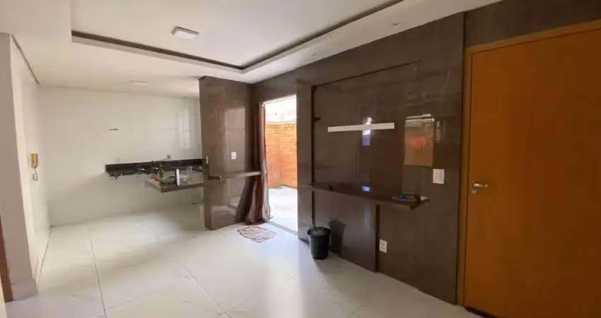 Apartamento de 2 quartos com garden localizado próximo a saída para chapada
