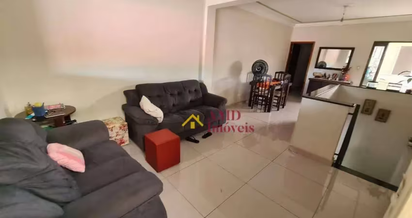 Casa com 2 quartos à venda na Rua Maria Estênico, Vila Rezende, Piracicaba