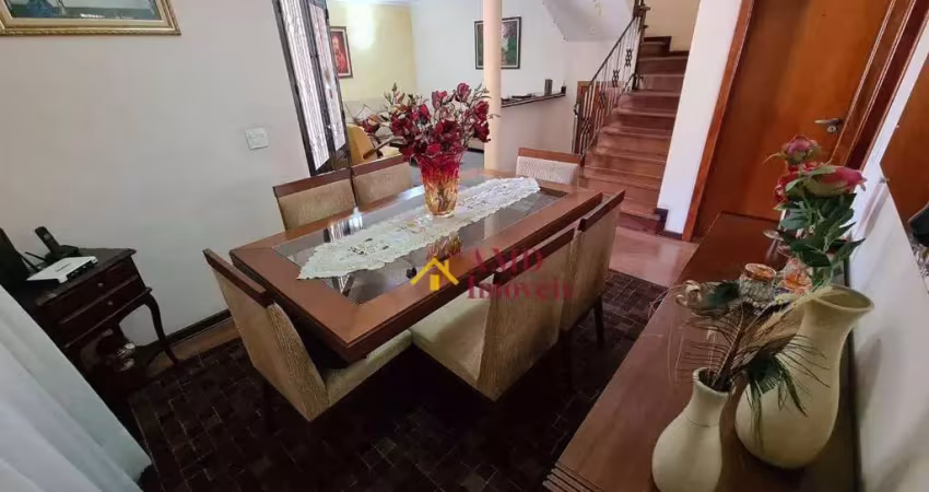 Sobrado à venda no bairro nova piracicaba, em ótimo estado de conservação.  casa avarandada com linda vista para área verde em frente ao imóvel.