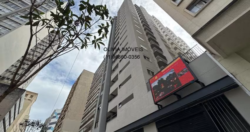 O apartamento com 39Mts 2 dormitórios, 1 banheiro, cozinha, sala, terraço, localizado a poucos passos do metrô Luz.