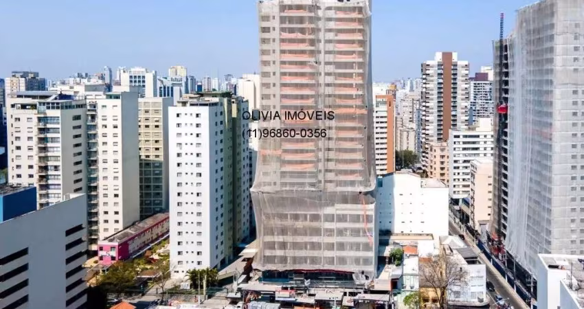 Apartamento a venda com 132mts, 4 dormitórios, 2 suítes, terraço gourmet, 2 vagas 350mts do metrô Paraíso.