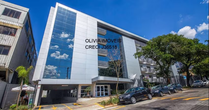 Sala comercial a venda com 39Mts, banheiro , 1 vaga de garagem ao lado do aeroporto Congonhas.