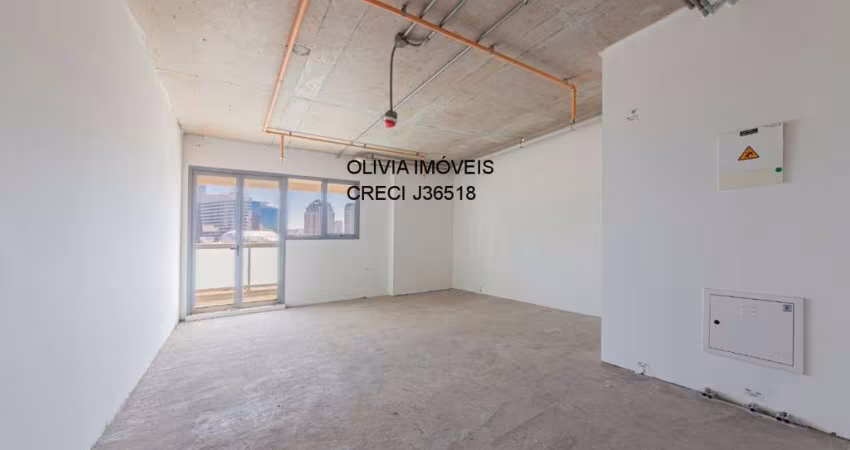 Excelente oportunidade: Sala Comercial à venda em condomínio de alto padrão em Santo Amaro, SP - 43m², 1 banheiro, 2 vagas.