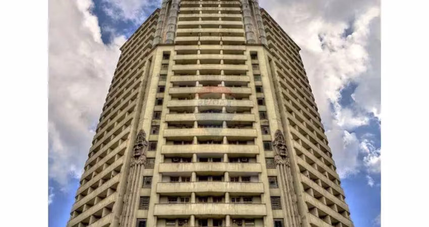 Sala comercial no icônico edifício acaiaca – vista exclusiva