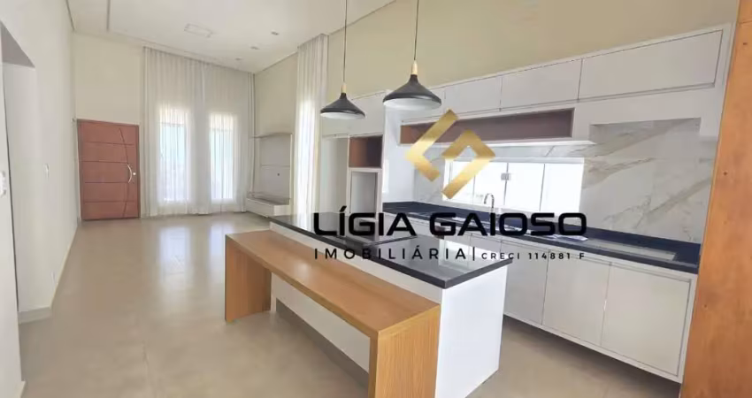 Casa em condomínio na reserva do vale: 3 quartos, 1 suíte, 2 salas, 2 banheiros, 2 vagas de garagem, 150m² em caçapa-sp!