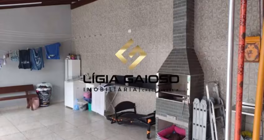 Maravilhoso sobrado 250m² 4 dorms à venda no villa branca!