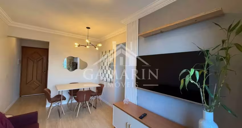 Apartamento de 47m², 2 dormitórios, armários planejados, sacada fechada em vidro, vaga de garagem.
