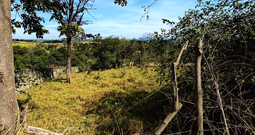 Terreno à venda 6.742 m² vianópolis iptu pago (metade de área maior)