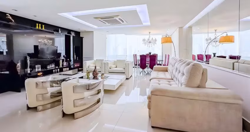 Cobertura cinematográfica e exclusiva no condomínio – porteira fechada, 4 suítes, piscina privativa, 5 vagas e vista panorâmica em santa teresinha