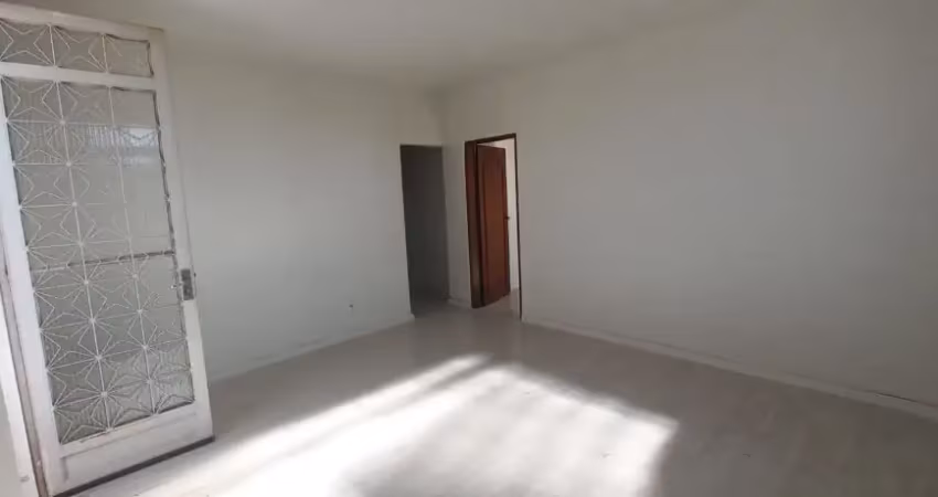 Apartamento 3 quartos, 1 banheiro, sem garagem  em parque anchieta - rj