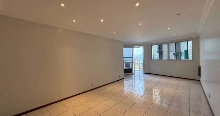 R$1.250milhão, apartamento frente mar, praia do forte, 3 quartos + dependência, vila nova, cabo fri