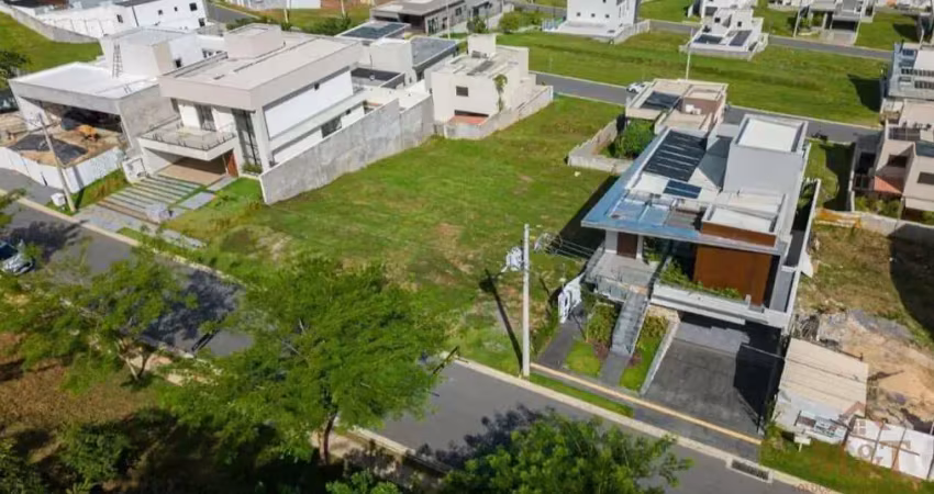 Terreno de 360 m² no jardins nápoles em senador canedo