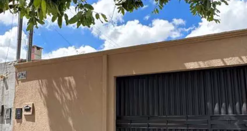 Casa térrea 2 quartos, sendo 1 suíte no forteville, goiânia