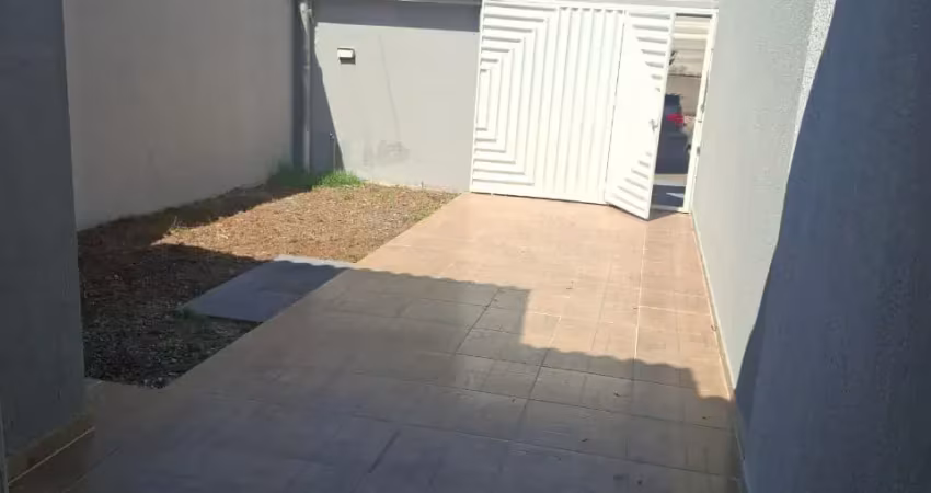 Casa de 2 quartos sendo 1 suíte, área gourmet com churrasqueira no setor são marcos em goiânia