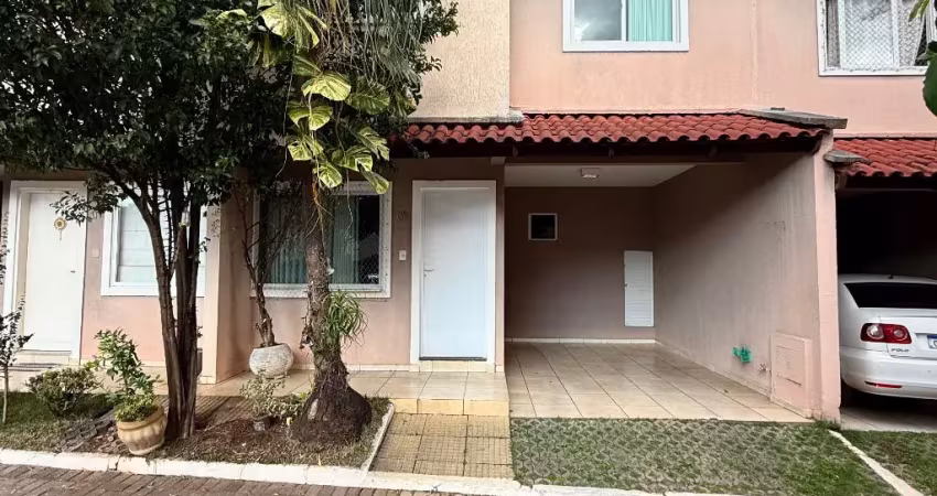 Sobrado com 115m², 3 quartos sendo 1 suíte em condomínio fechado no parque amazônia, goiânia