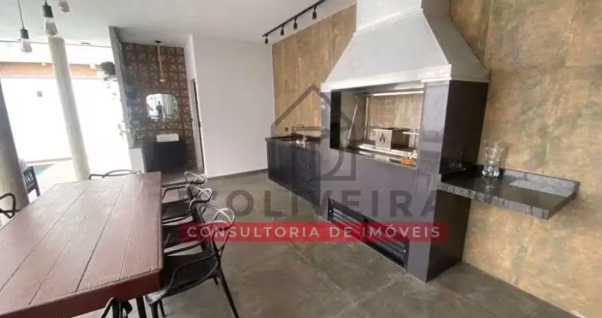 Sobrado à venda no condomínio três marias - peruíbe - sp