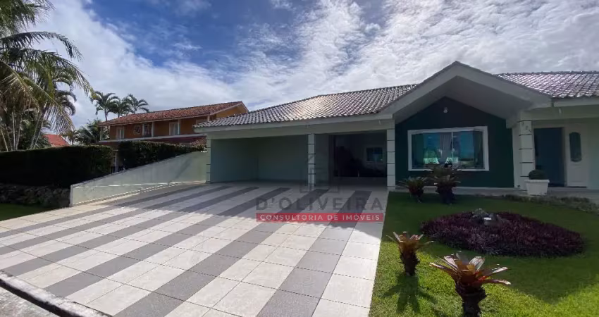 Casa térrea com 3 suítes à venda no condomínio bougainvillée iii - peruíbe - sp