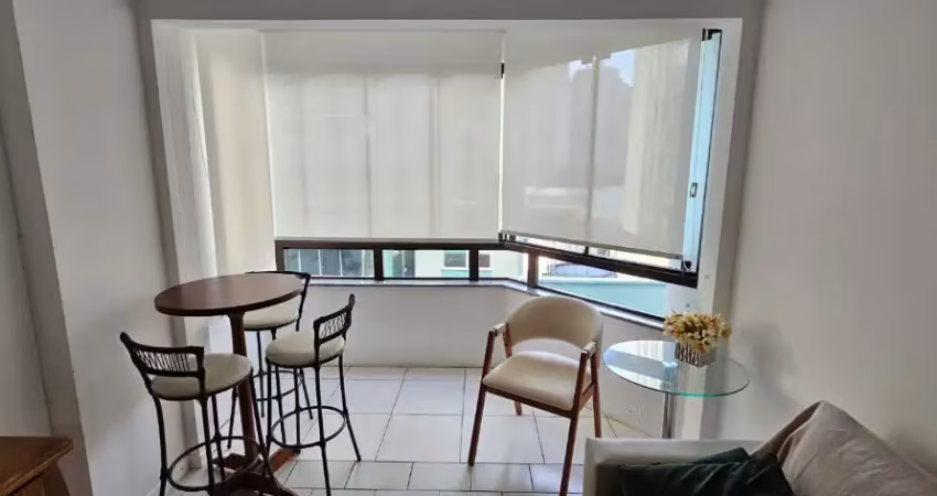 Apartamento mobiliado na quadra do mar em balneário camboriú