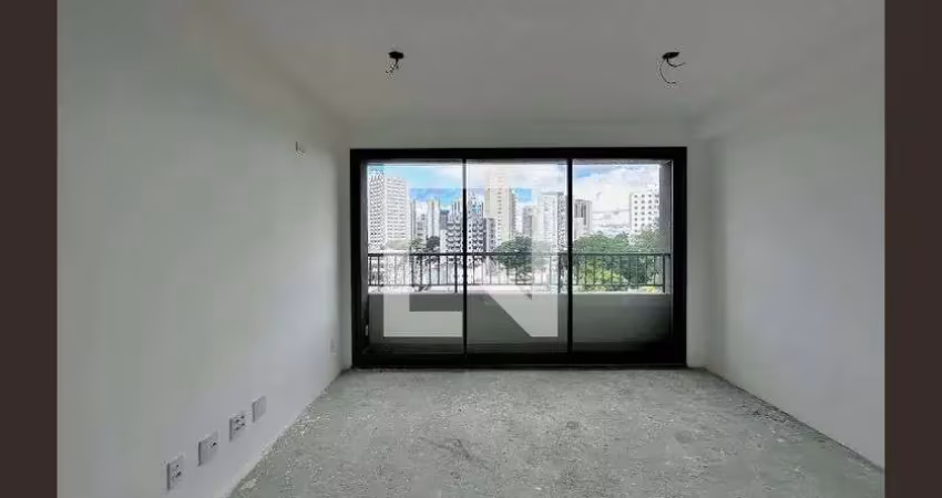 Apartamento para alugar na Avenida Adolfo Pinheiro, Santo Amaro, São Paulo