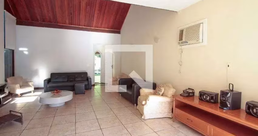 Casa / sobrado em condomínio para aluguel - itanhangá, 4 quartos,  450 m² - rio de janeiro