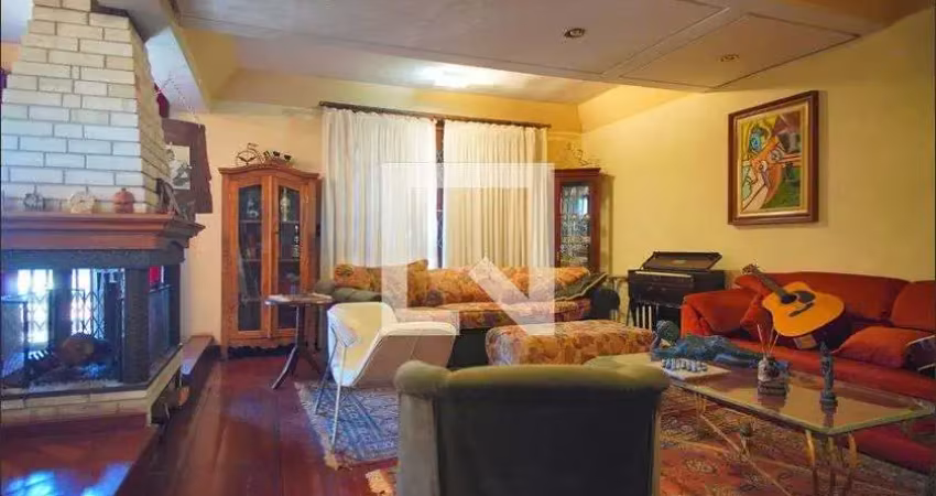 Casa para aluguel - passo d&apos;areia, 4 quartos,  520 m² - porto alegre