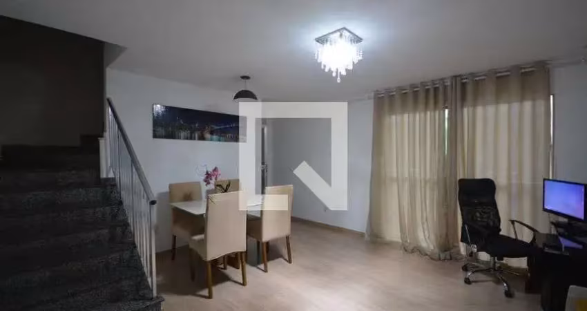 Casa / sobrado em condomínio para aluguel - ramos, 2 quartos,  110 m² - rio de janeiro