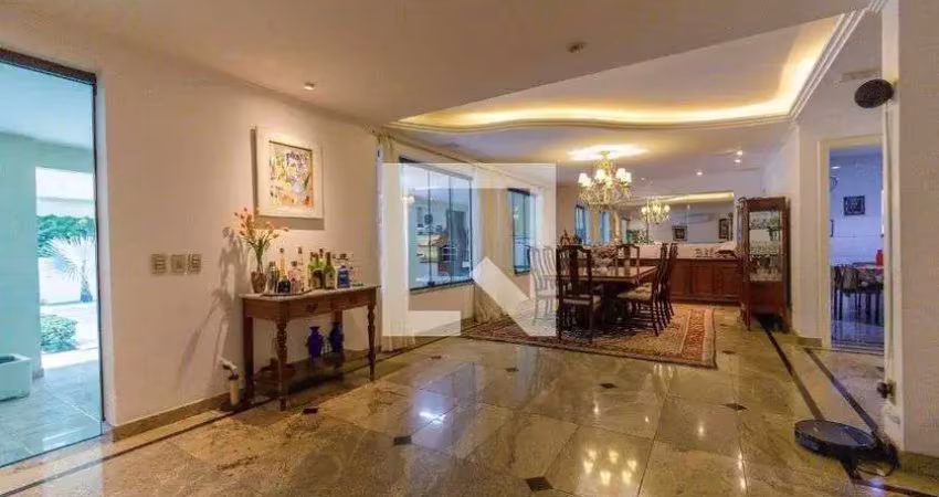 Casa / sobrado em condomínio para aluguel - barra da tijuca - marapendi, 4 quartos,  600 m² - rio de janeiro