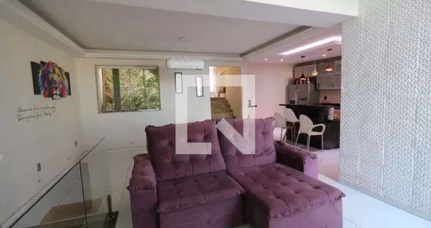 Casa para aluguel - pitangueiras, 3 quartos,  400 m² - rio de janeiro