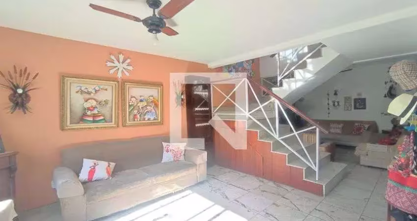 Casa / sobrado em condomínio para aluguel - taquara, 3 quartos,  120 m² - rio de janeiro