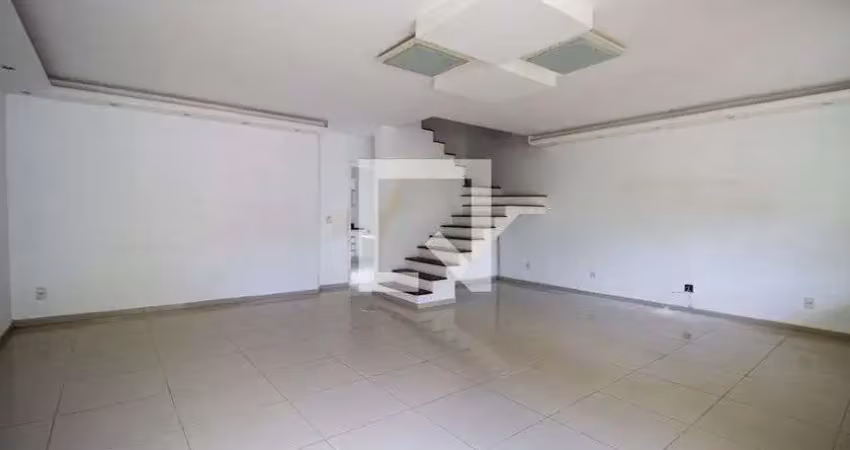 Casa / sobrado em condomínio para aluguel - vargem pequena, 3 quartos,  290 m² - rio de janeiro
