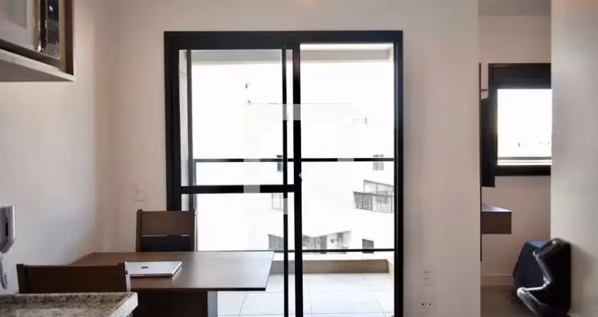 Kitnet / Stúdio para alugar na Rua Correia de Lemos, Chácara Inglesa, São Paulo