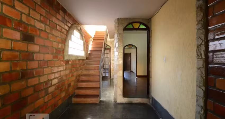 Casa para aluguel - universitário, 4 quartos,  150 m² - belo horizonte