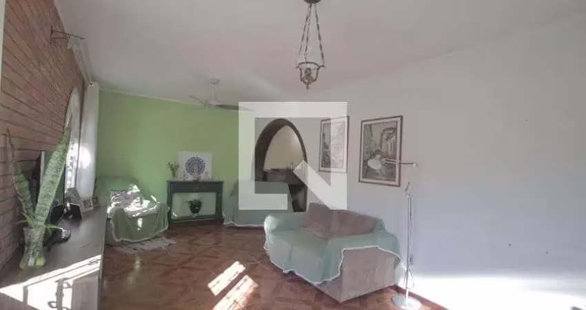 Casa para aluguel - passo d&apos;areia, 3 quartos,  202 m² - porto alegre